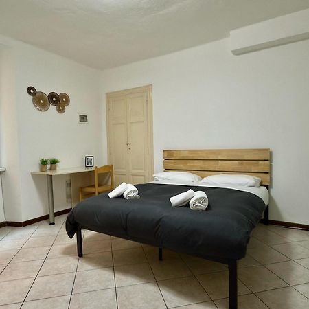 Roncati 7 Center Town Studio Apartments Bellagio Exterior photo