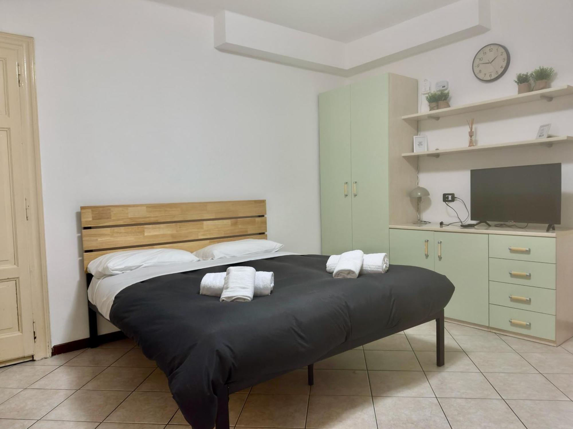Roncati 7 Center Town Studio Apartments Bellagio Exterior photo