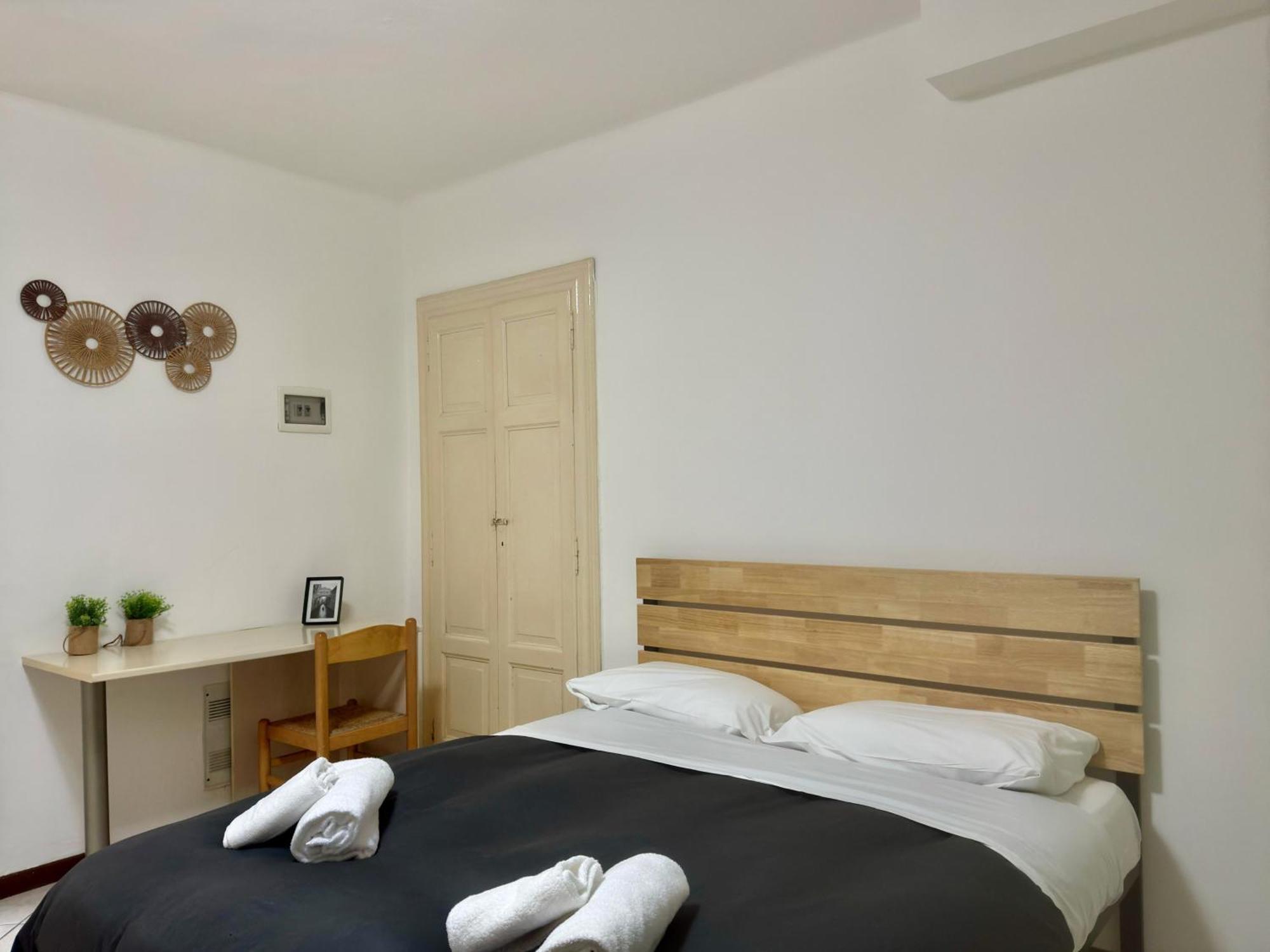 Roncati 7 Center Town Studio Apartments Bellagio Exterior photo
